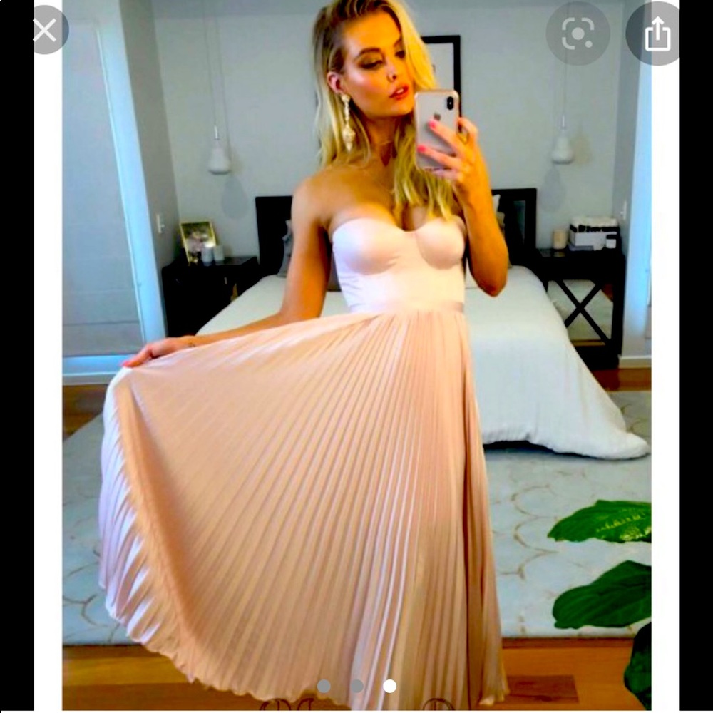 Elle zeitoune Milan pleated dress